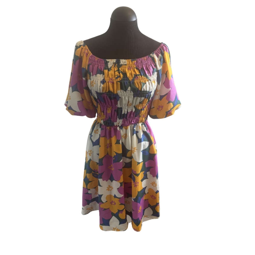 Floral Dress from J. NNA – Size M 🌸✨
